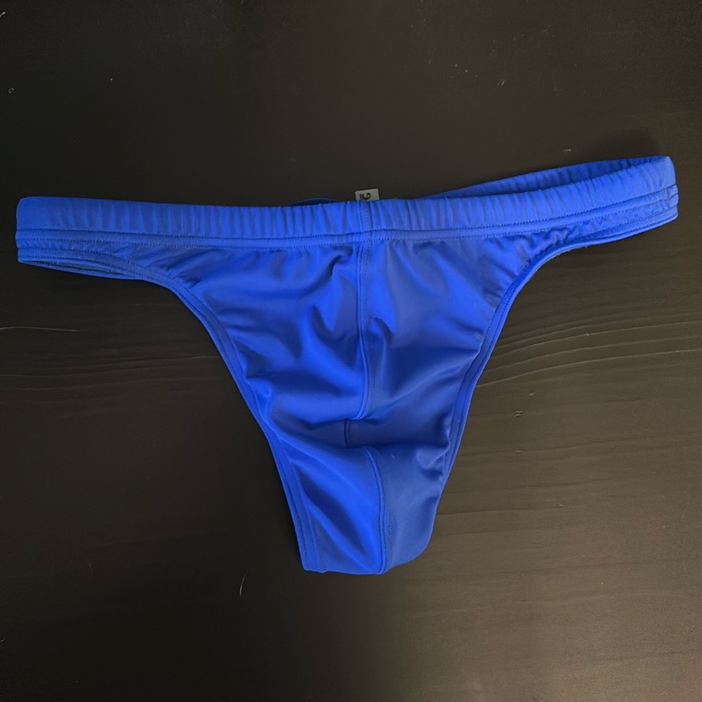 Men’s Charlie Thong Swimsuit Blue size medium